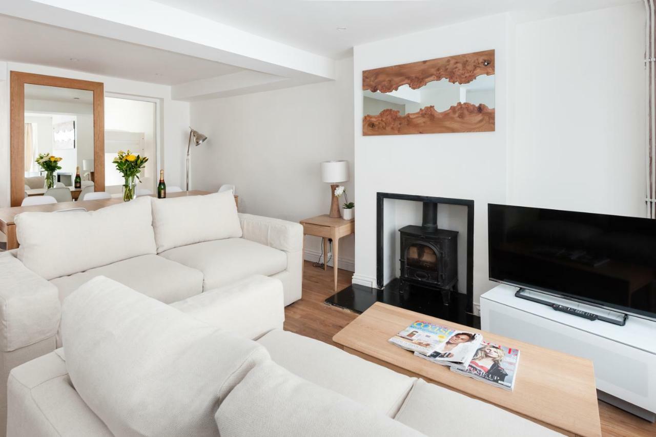 Sea Breeze Cottage With Parking By Myholidaylet Brighton Exterior photo